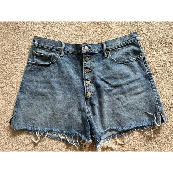 Lucky Brand Traveler Short Cutoff Jean Size 18/34 Buttonfly - Picture 1 of 9